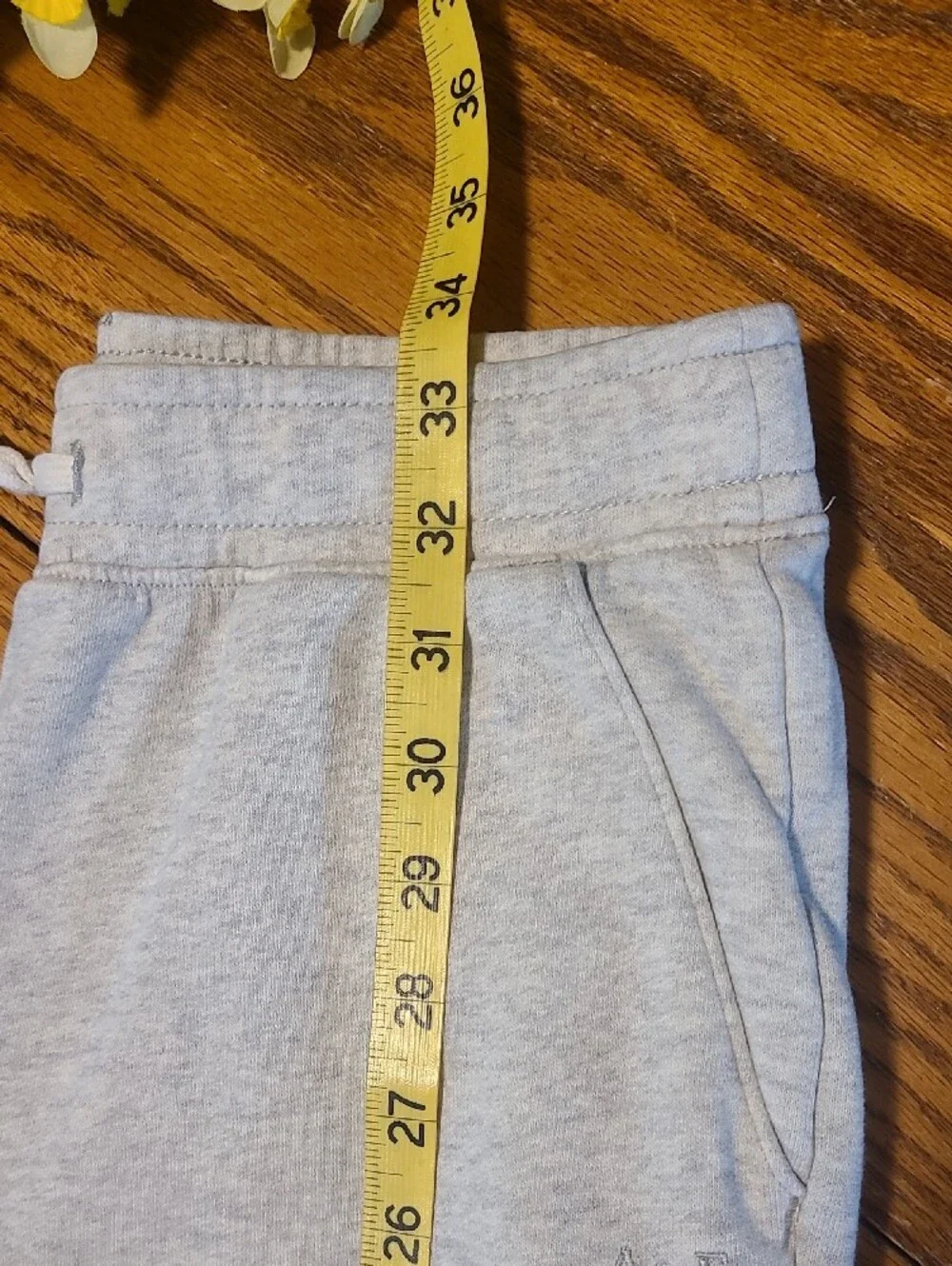 Abercrombie Kids Light Gray Sweat Cargo Joggers - Size 11/12
